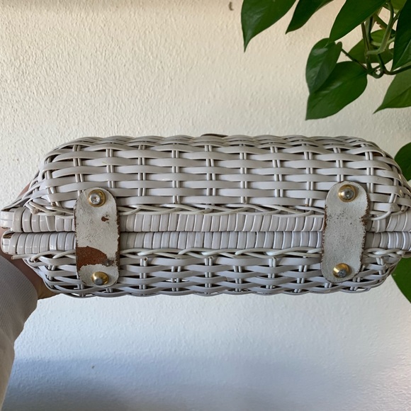 Vintage faux wicker purse - Picture 5 of 7